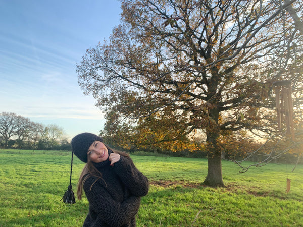 Hand knitted Hat from  'ETUDE'S KNITTING MEDITATION' Collection