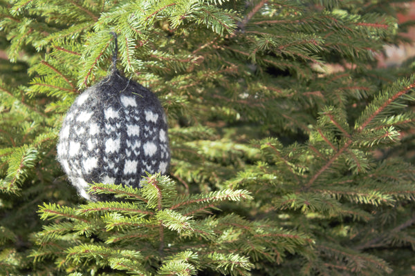 WEIHNACHTSKUGELN von Etude's ALL WE KNIT IS LOVE