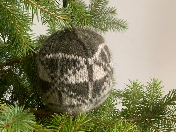 Hand knitted CHRISTMAS BOBBLES - Geometrical Motif III  from - 'ETUDE'S KNITTING MEDITATION'  Collection