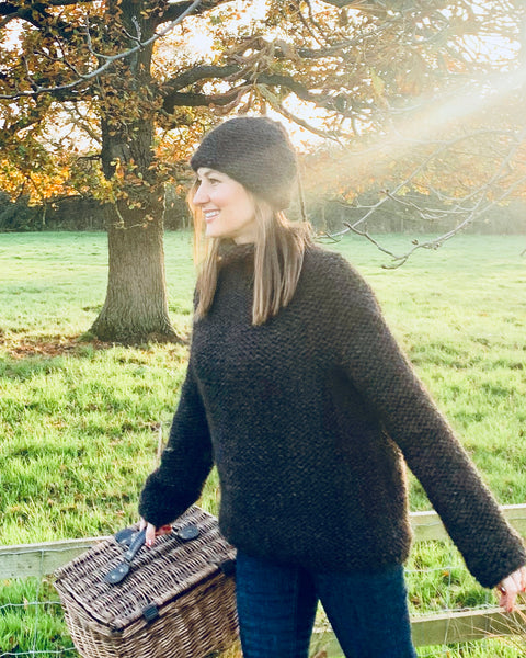 Hand knitted Set of Jumper & Hat