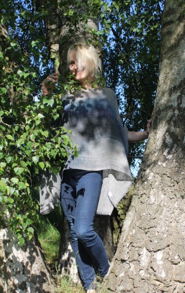 ETUDE'S LIMITED EDITION LINEN TUNIC - DIGITALLY PRINTED ABSTRACT ART ON LINEN FABRIC